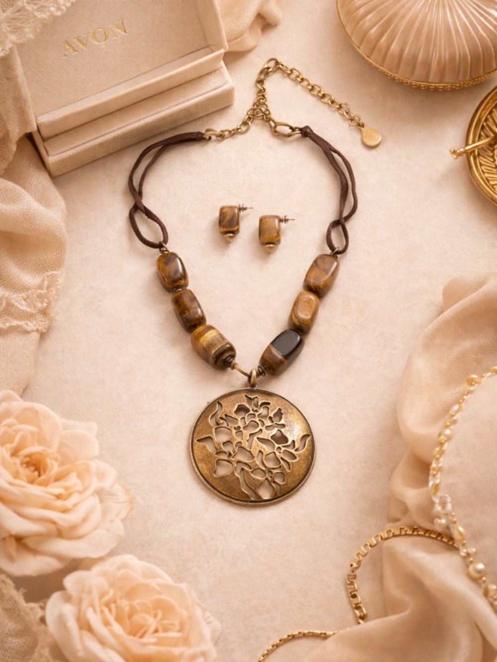 Avon Cats Eye Medallion Necklace Set | Vintage Earth Tone Statement Jewelry